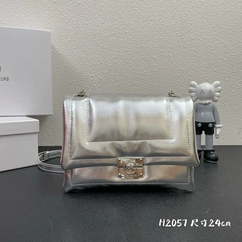 All categories Official website "Brand Women's Bags" Women's Bags 💙 MK replica MK, fine imitation MK bags, MK handbags, 2023 official latest version MK cowhide crossbody bag, bag factory, original material, size: 23-16-8CM